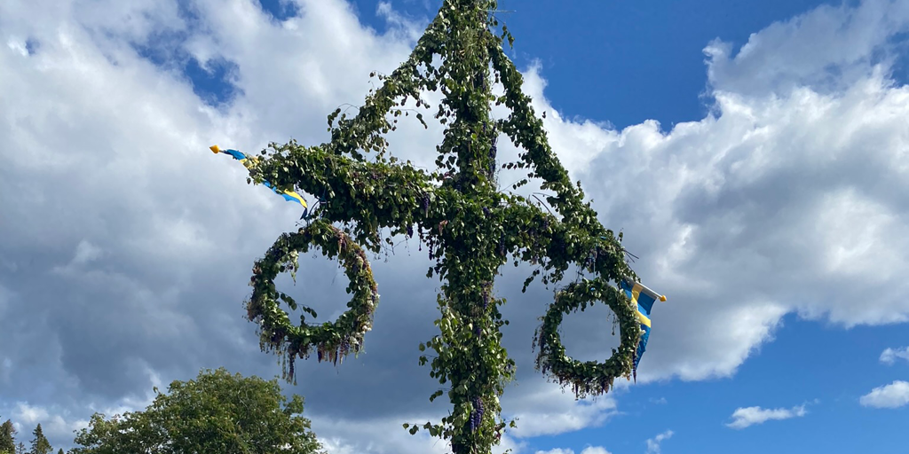 Olofsfors AB vous souhaite à tous un joyeux solstice d'été !